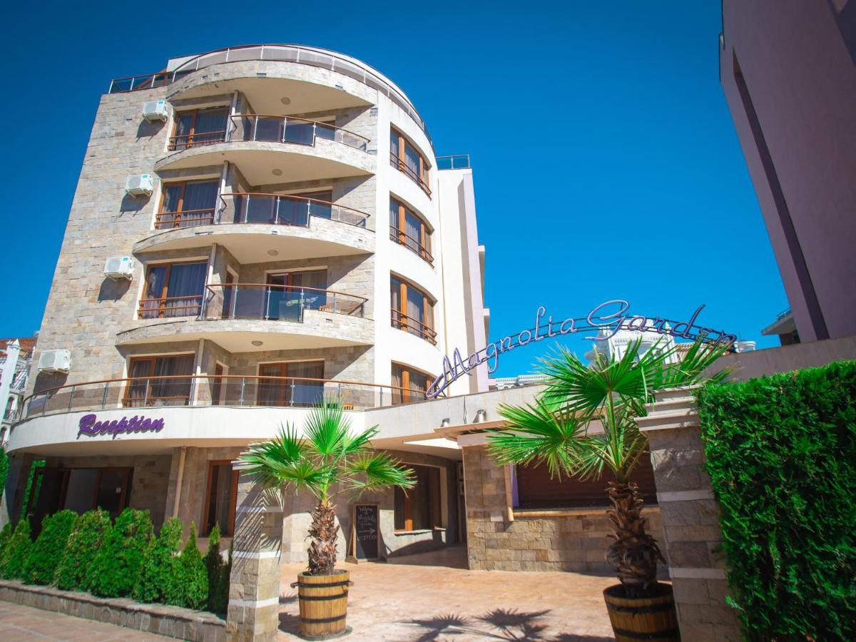 Magnolia Garden Aparthotel